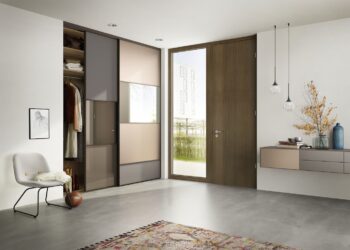 Aranżacja przedpokoju z szafą