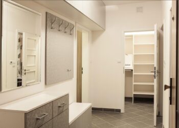 Siedzisko do przedpokoju